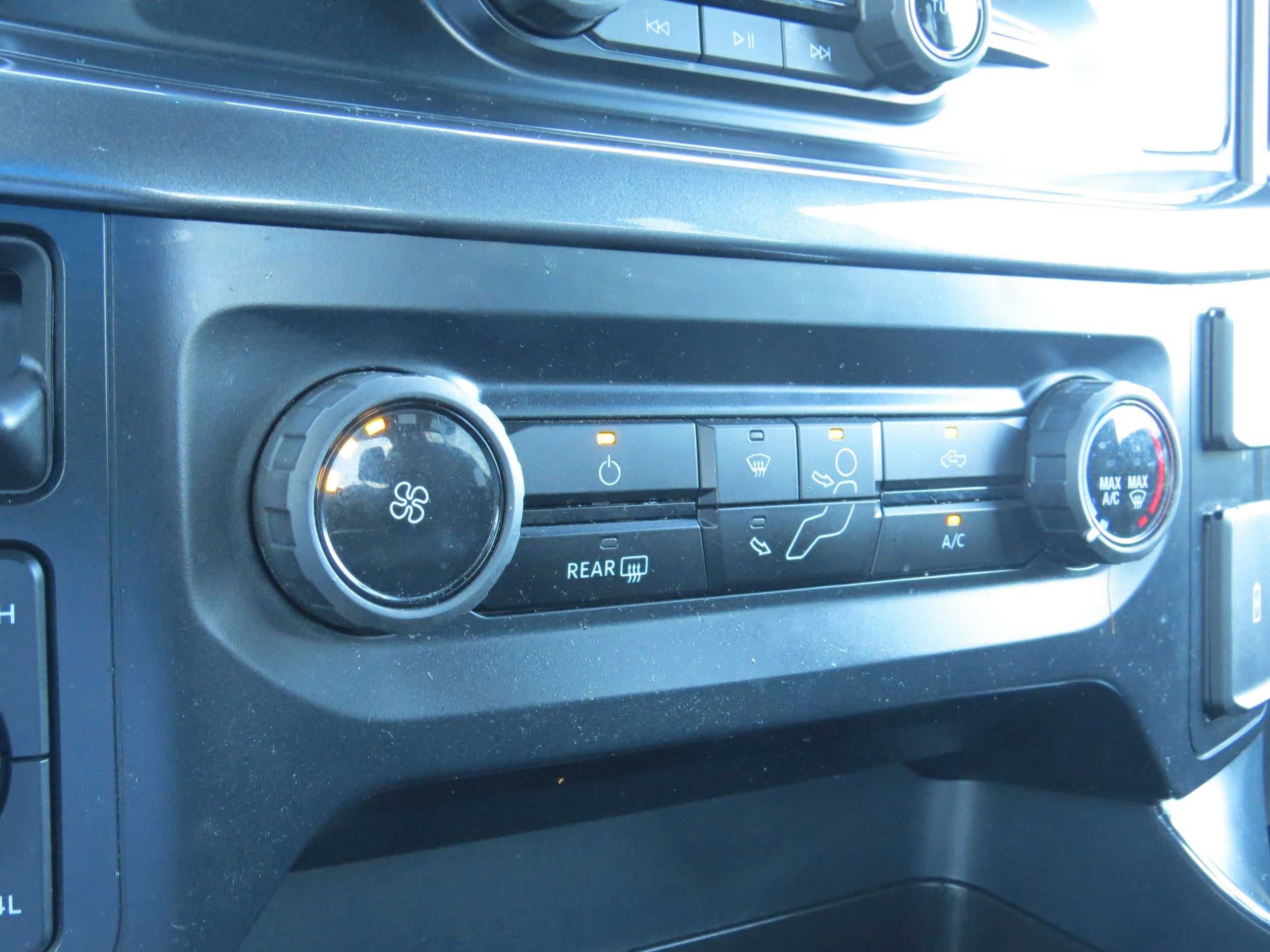 2023 Ford F-150 Base