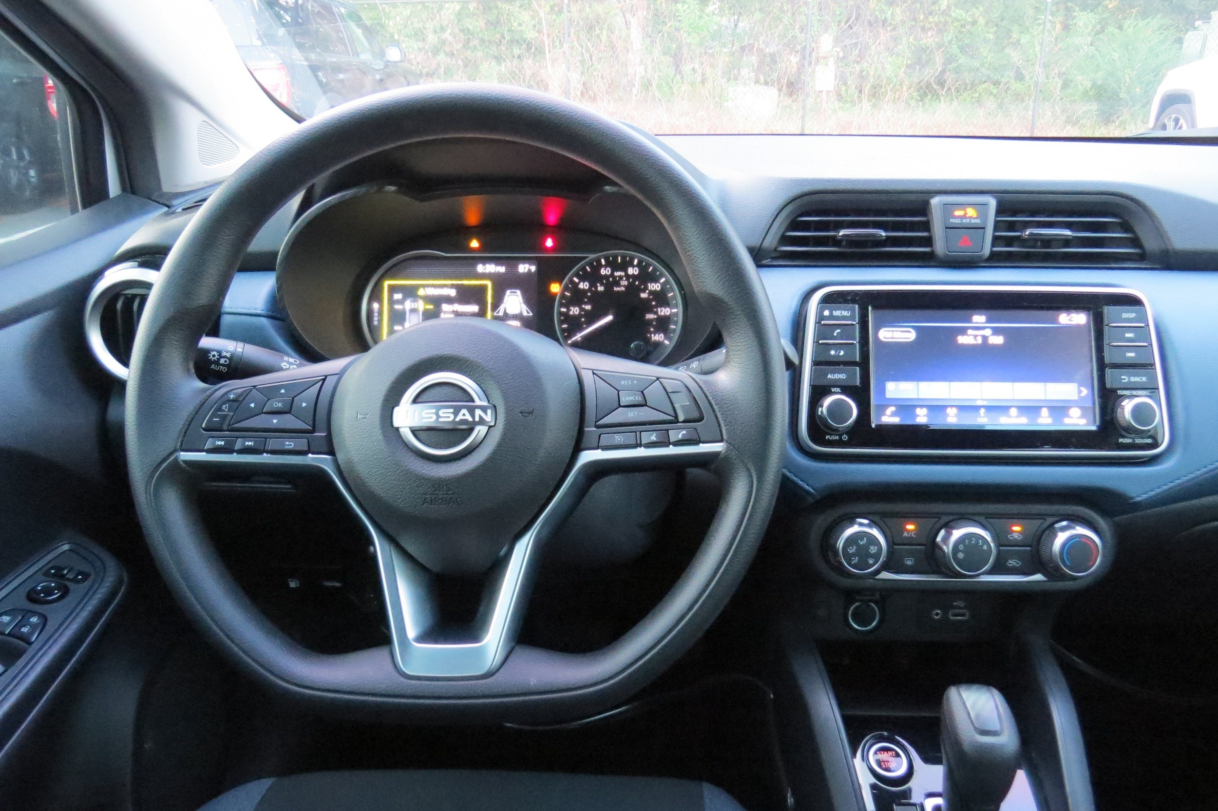 2025 Nissan Versa 1.6 SV