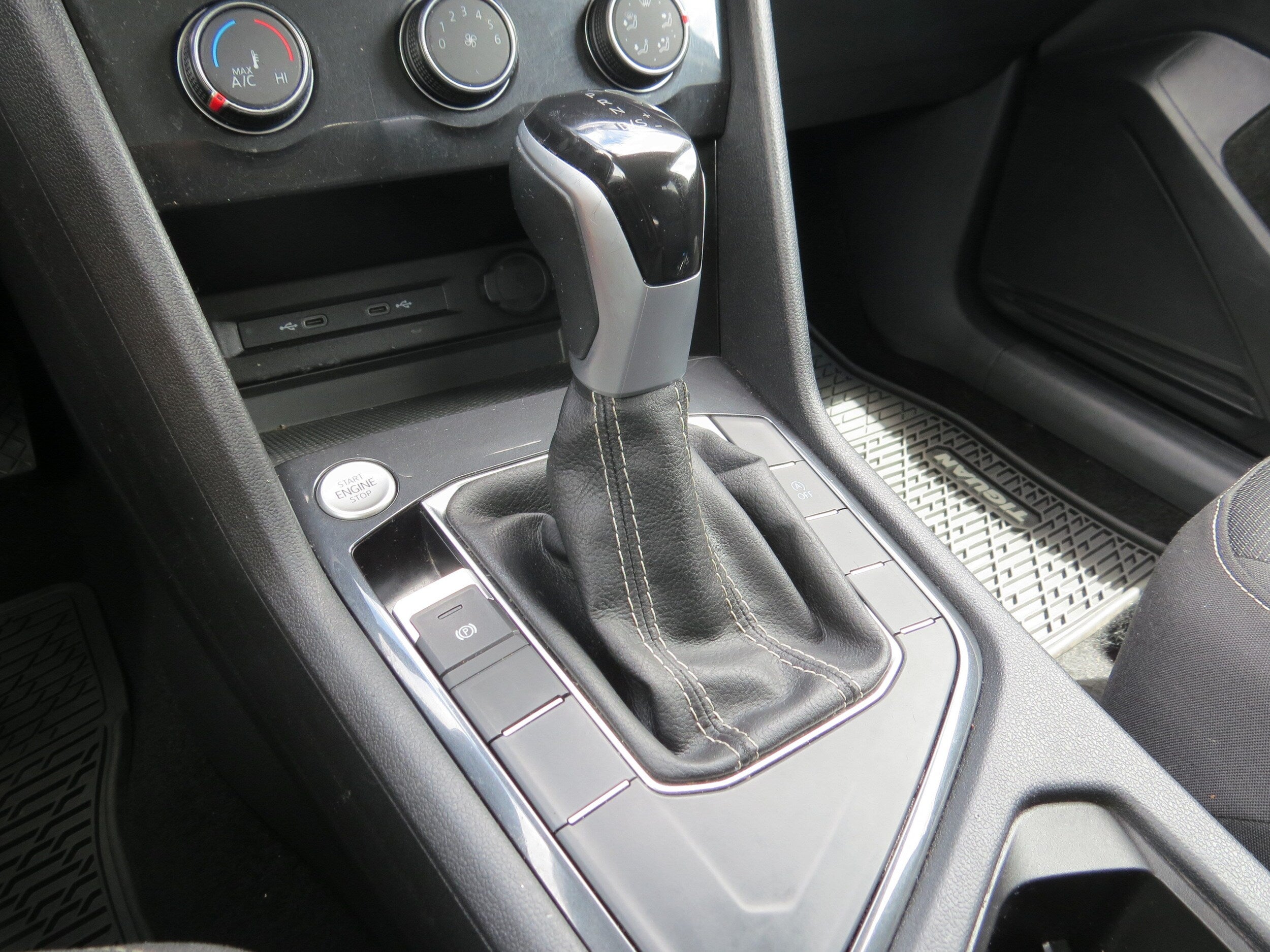2023 Volkswagen Tiguan 2.0T S