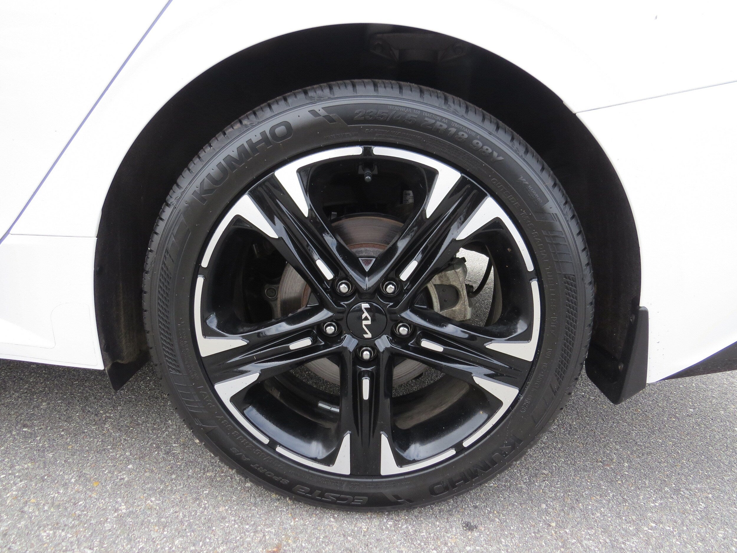 2023 Kia K5 GT-Line