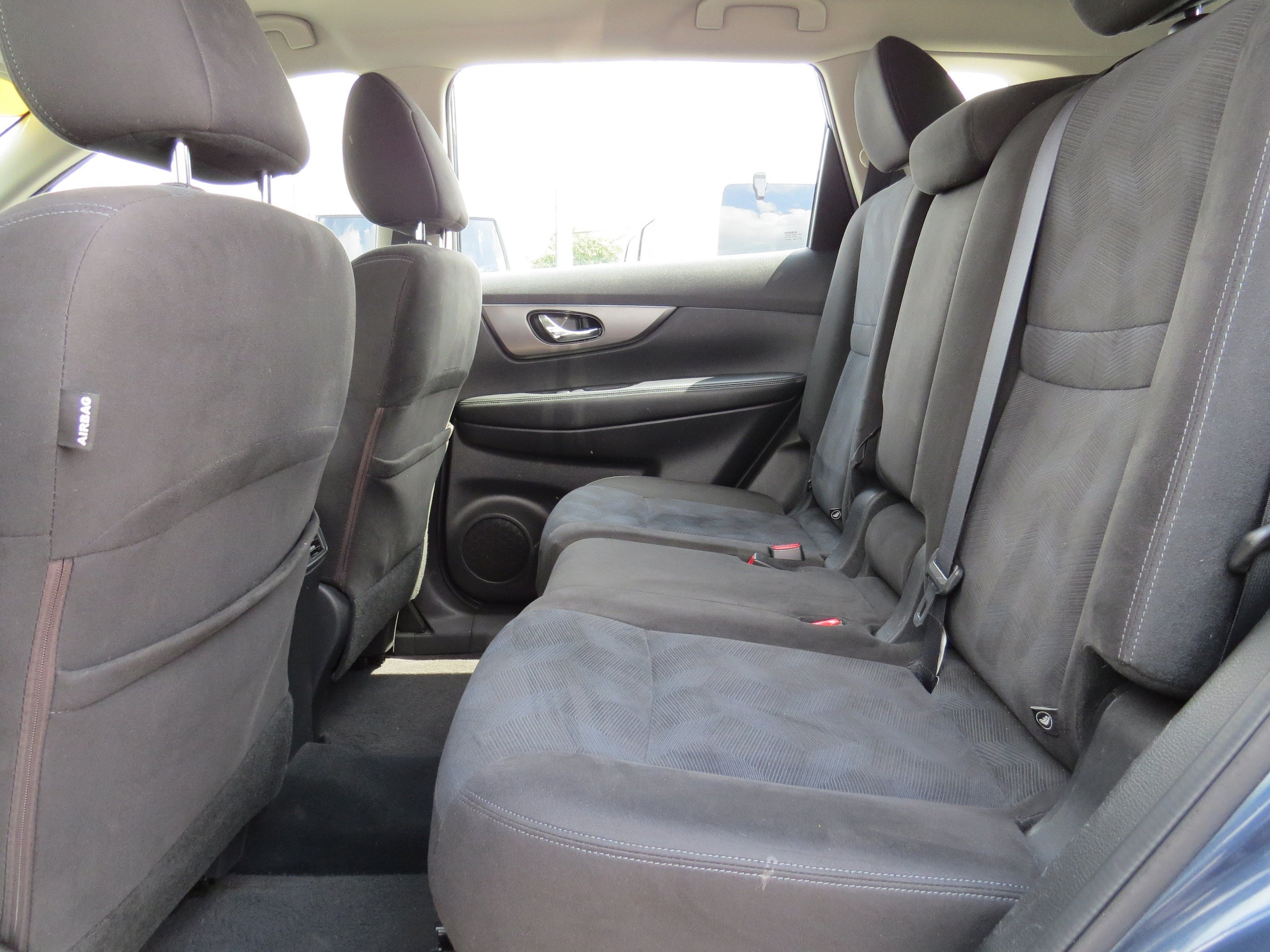 2015 Nissan Rogue S